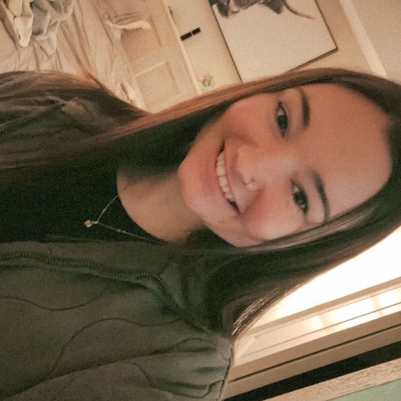 Meet your Posher, Grace - Picture 1 of 1